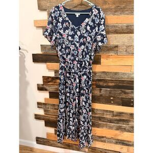 J Jill dress has snags and pulls Sz L